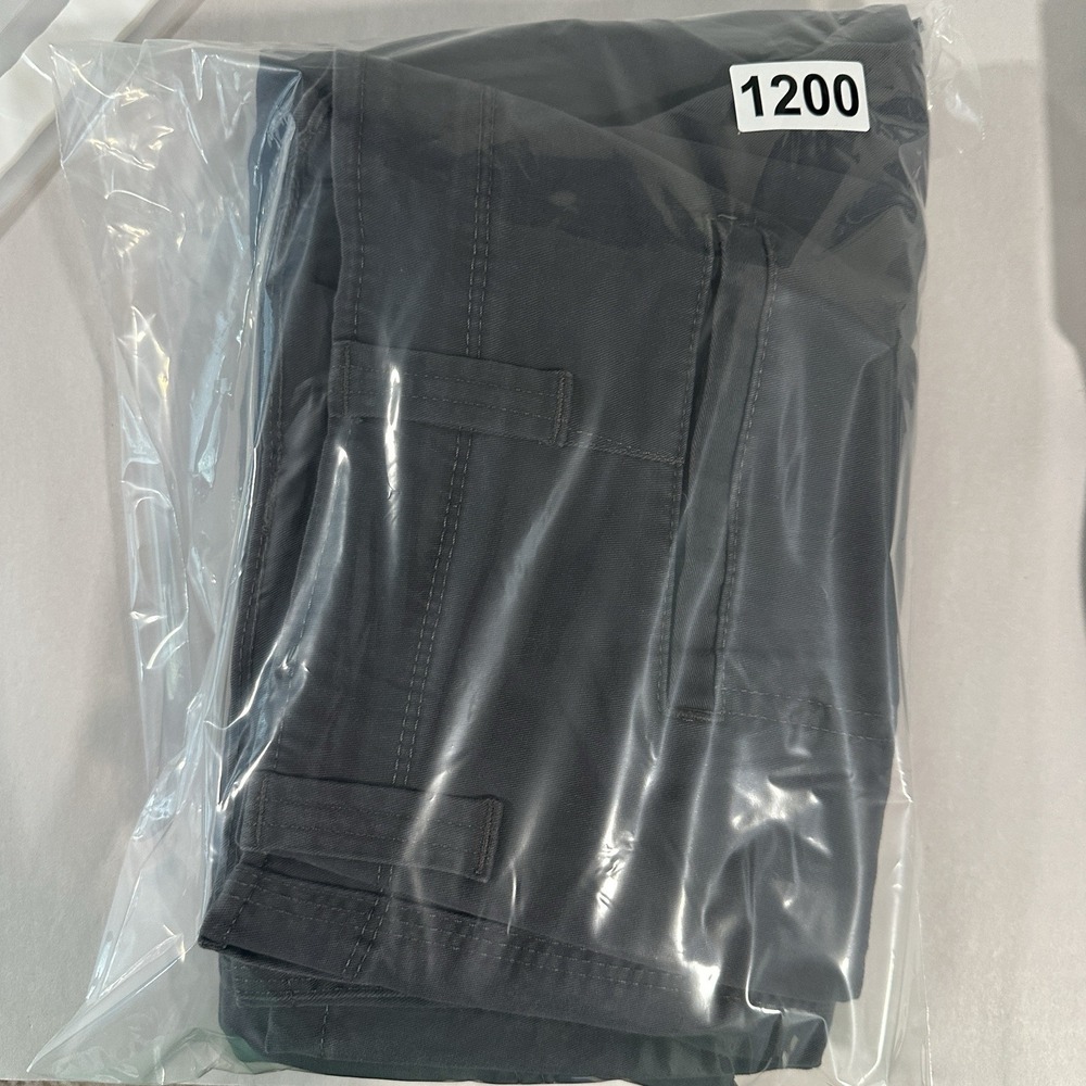 Wrangler Mens 42x32 Relaxed Fit Flex Cargo Pants Stretch Straight Gray NWT - Picture 9 of 9
